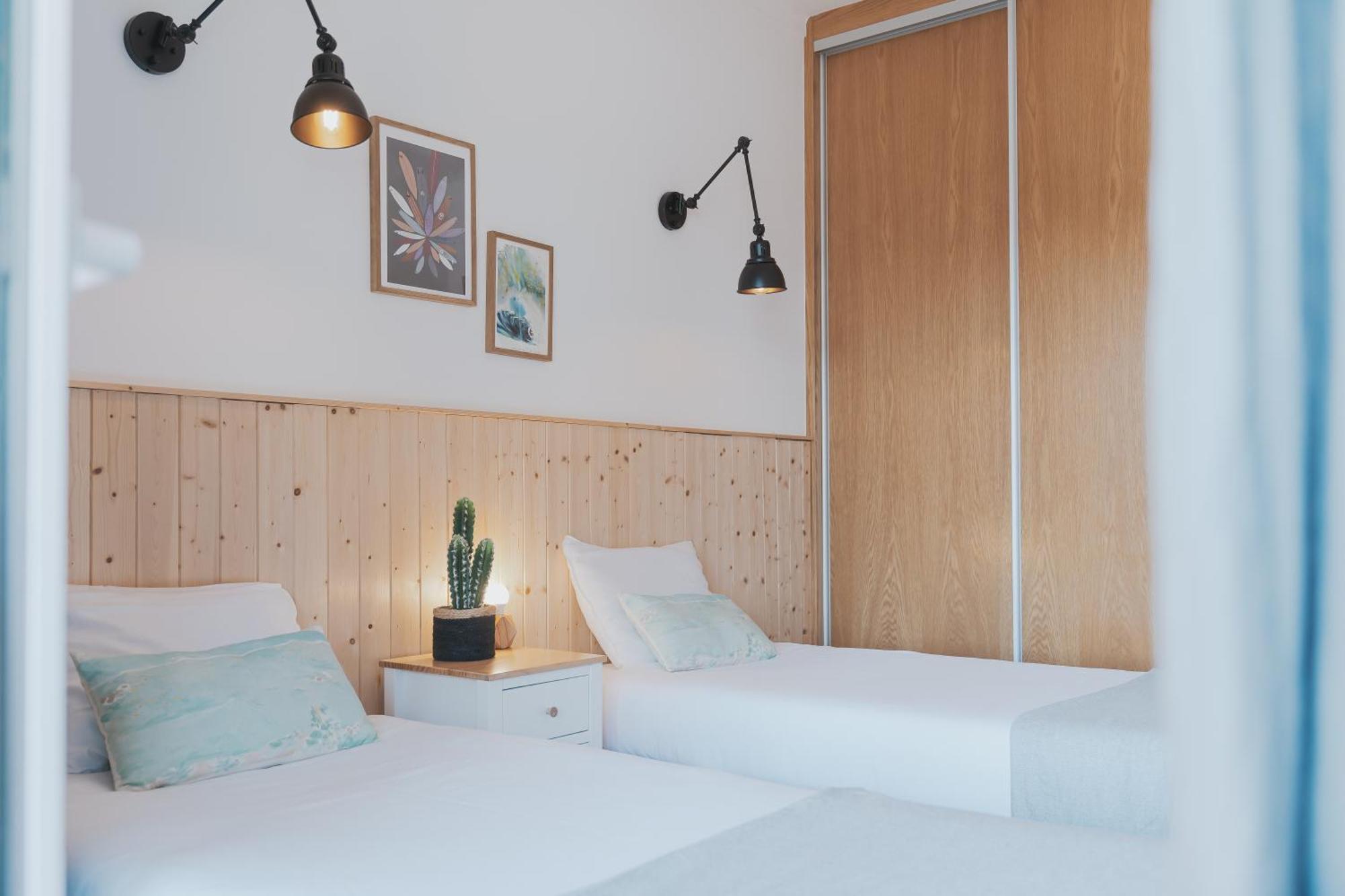 Surf Guesthouse - 7Min Walk To The Beach Pataias Zewnętrze zdjęcie