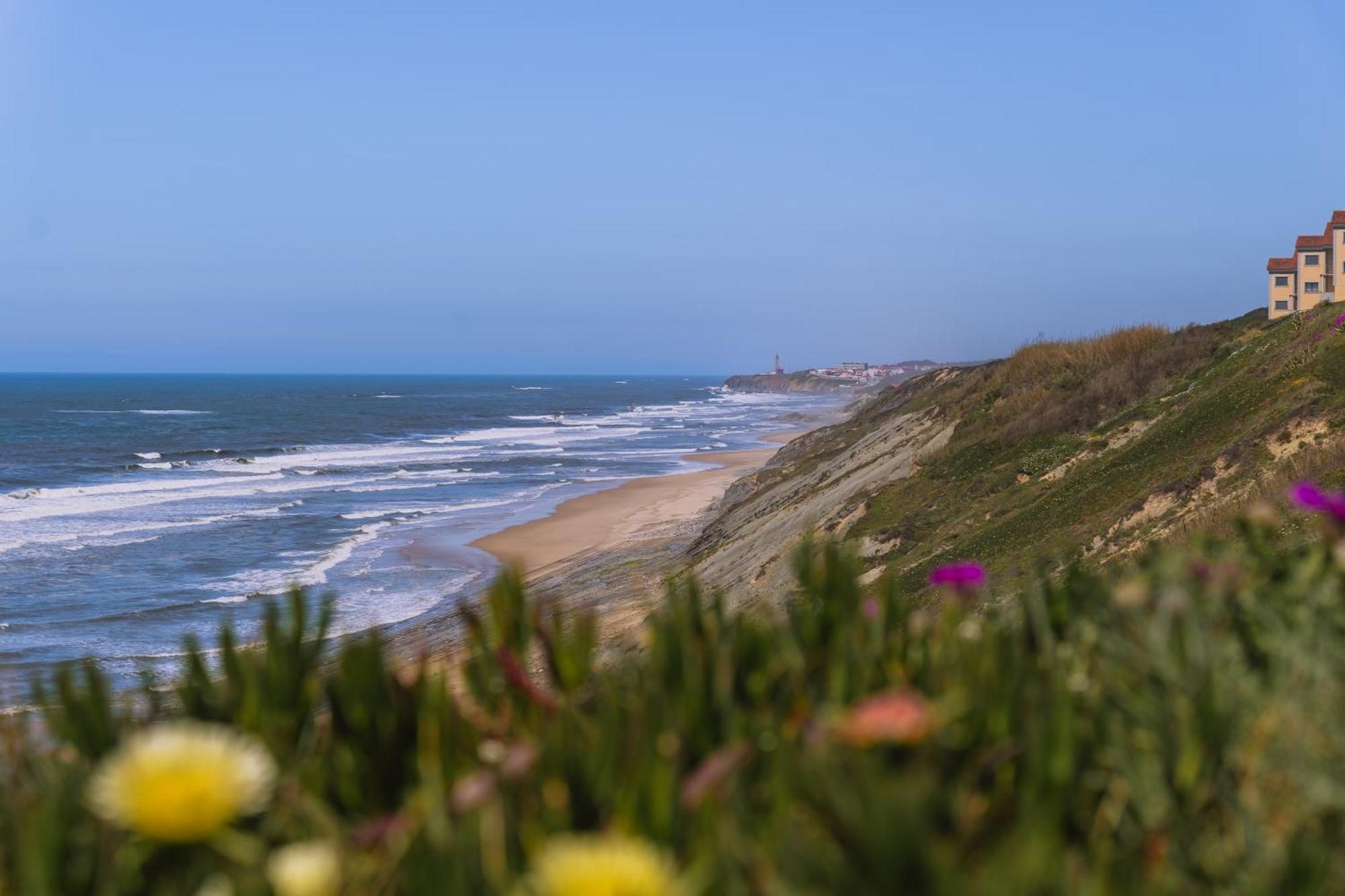 Surf Guesthouse - 7Min Walk To The Beach Pataias Zewnętrze zdjęcie